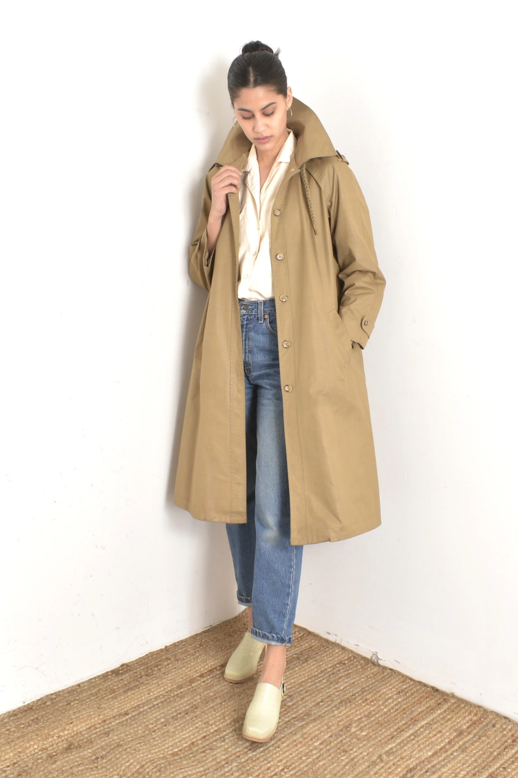 1980s Hooded Olive Trench Coat-S/M — La Poubelle Vintage
